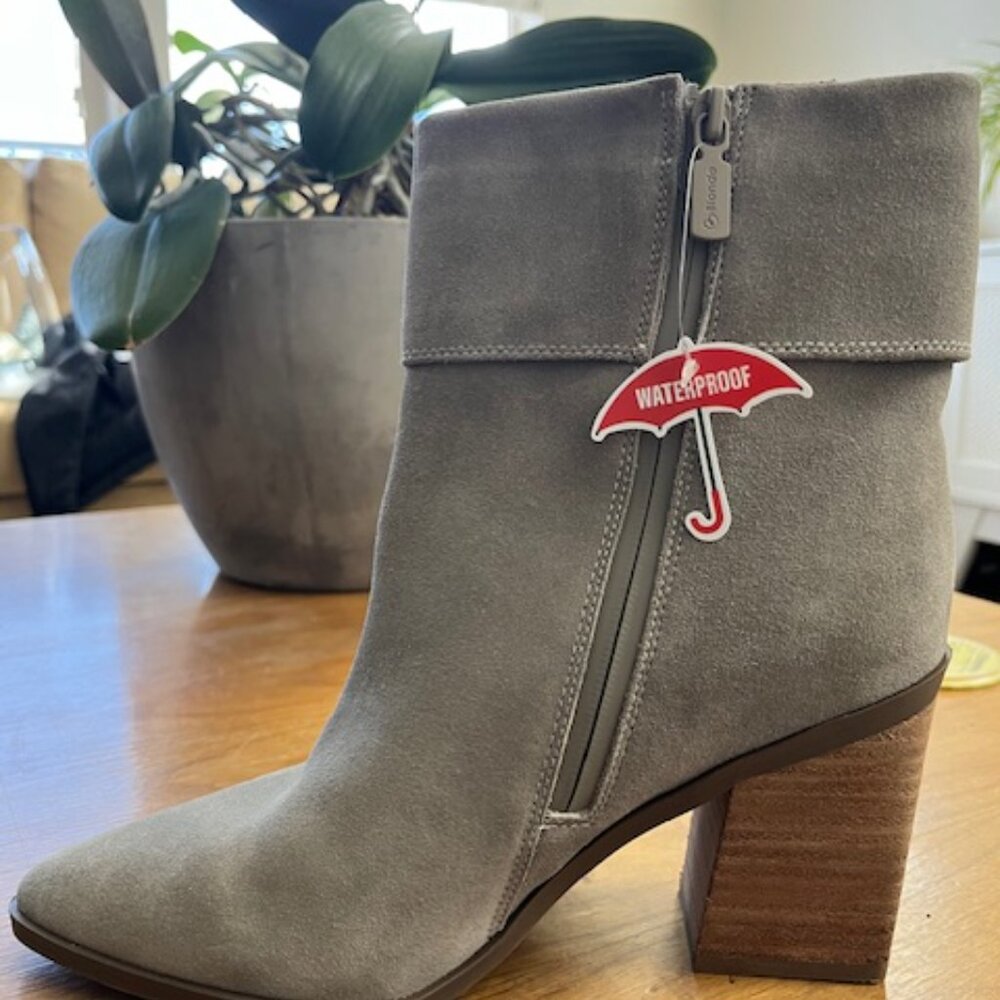Blondo Waterproof Suede Boots - Brand New! - Picture 3 of 8